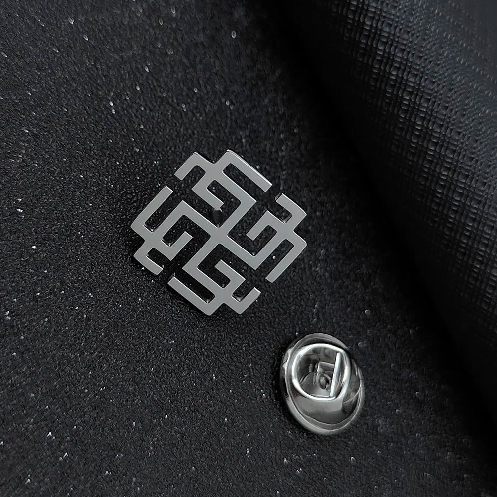 Retro Cross of Lilies Brooches for Men Stainless Steel Christian Cross Symbol Badge Groom Suit Lapel Pin Wedding Accessories