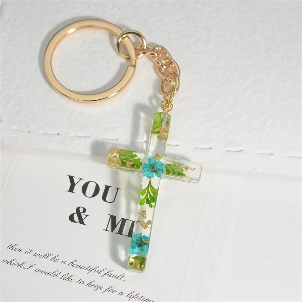 Fashion Multicolor Acrylic Cross Keychain Dry Flower Star Fill Resin Keyring for Women Men Car Bag Phone Pendant Christian Gifts