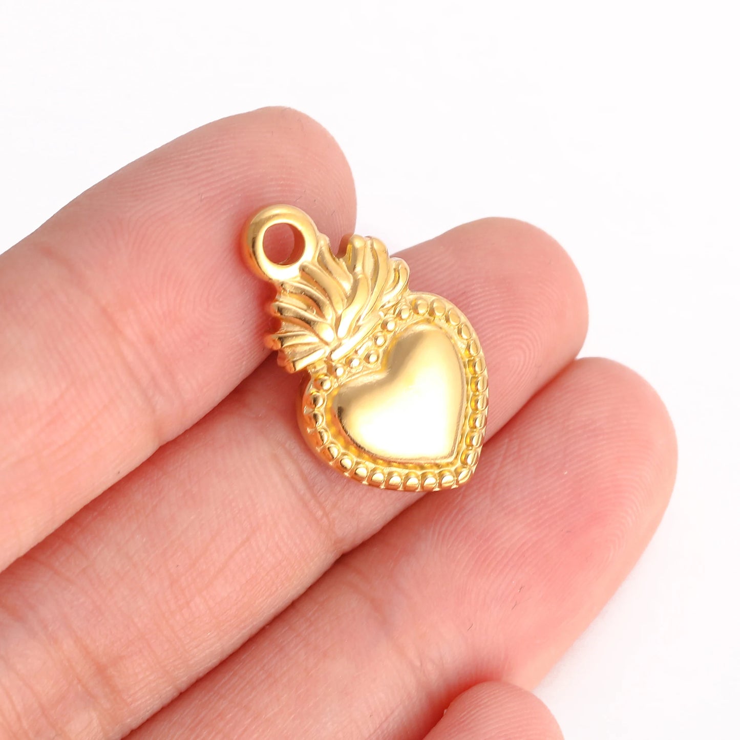 3Pc/Lot Christian Amulet Pendants Stainless Steel Sacred Heart Charms Flame Love Heart DIY Necklace Earring Jewelry Accessories